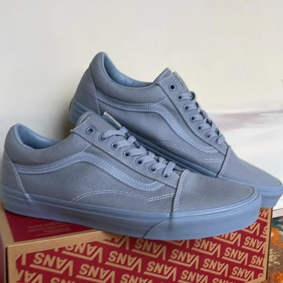 Vans WMNS Old Skool
Pastel Mono Dusty Blue
VN000CT8DSB
Sneakers - Picture 7 of 16